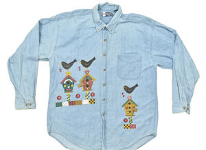 Stockton by World Island Denim Shirt Large L Blue Bird House Cozy Inn 100% Cotto
